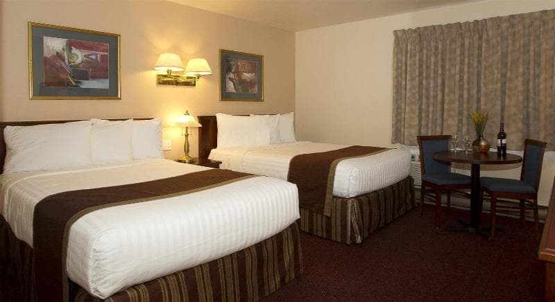 Scott's Inn 4