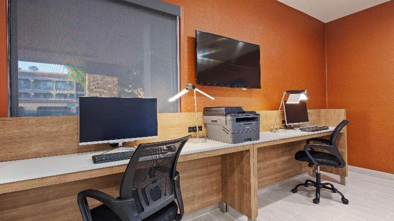 Best Western Carlsbad by the Sea photo 1