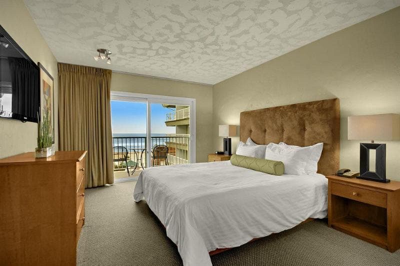 Surfer Beach Hotel photo 1