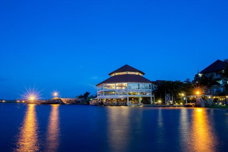 Malaika Beach Resort 3
