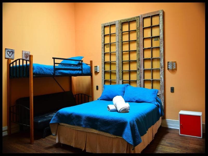 Santiago Backpackers main