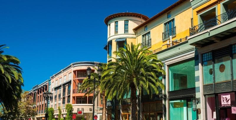 Valencia Santana Row 3