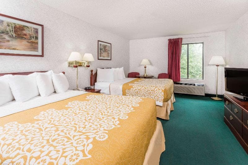 Days Inn By Wyndham Battlefield Road/Highway 65 3