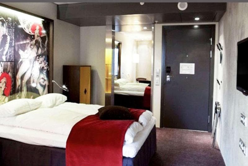Comfort Hotel Square 3