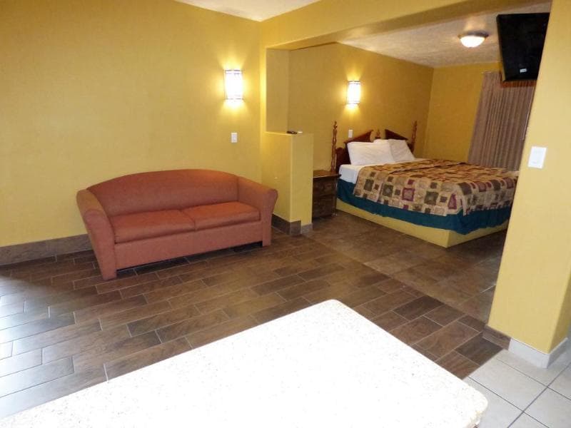 Sands Motel 4