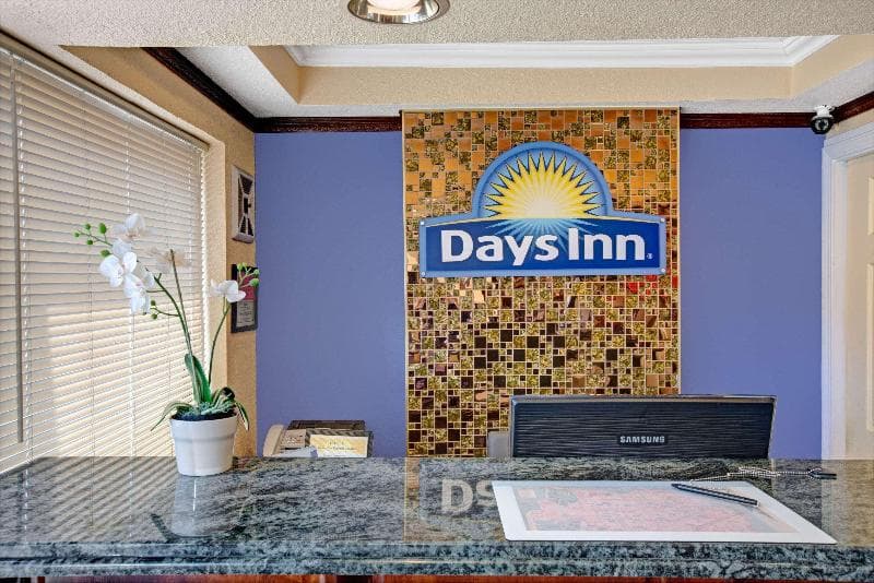 Days Inn by Wyndham San Francisco - Lombard 3