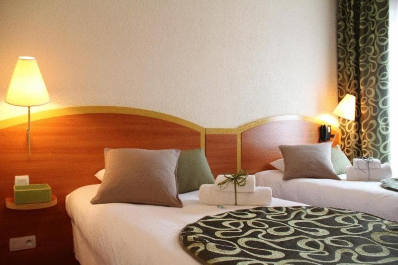 Kyriad Hotel Lamballe 3