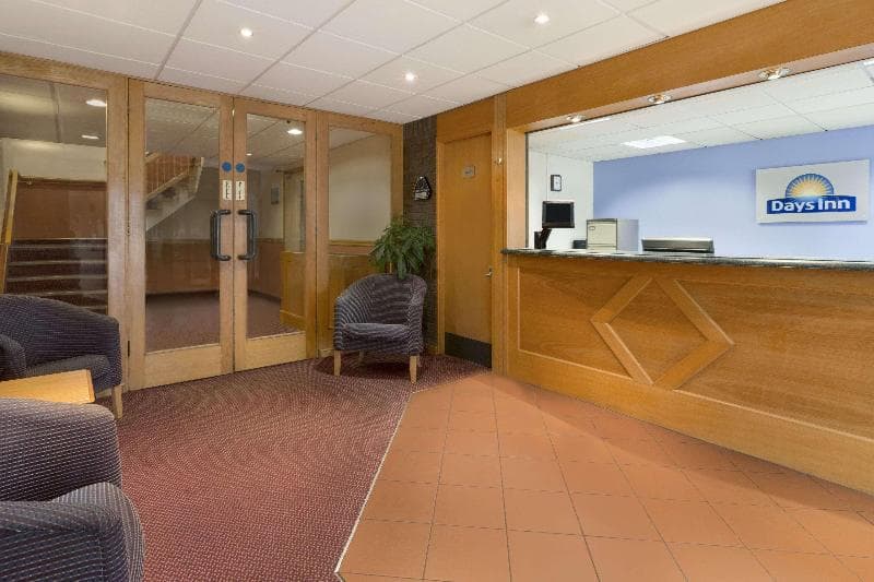 Days Inn By Wyndham Taunton 4