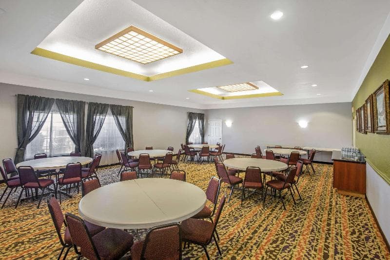 La Quinta Inn & Suites Belton photo 1