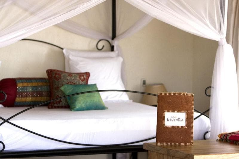 Le Petit Village Hotel 4