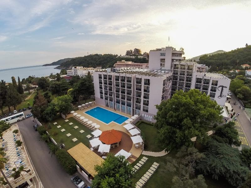 Hotel Tara main