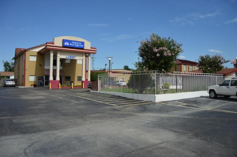 Americas Best Value Inn Tulsa At I-44 2