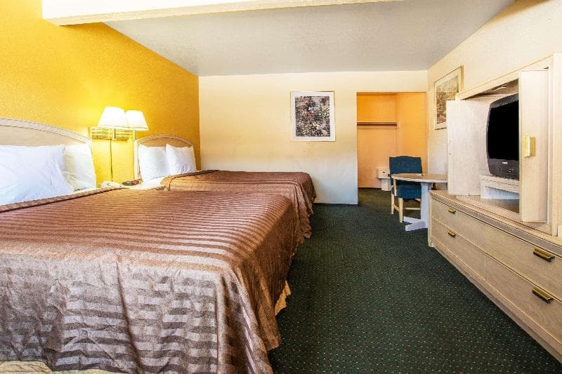 Travelodge by Wyndham Turlock main