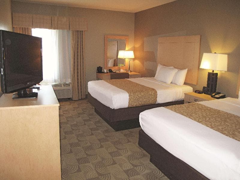 La Quinta Inn & Suites by Wyndham Tucumcari 5