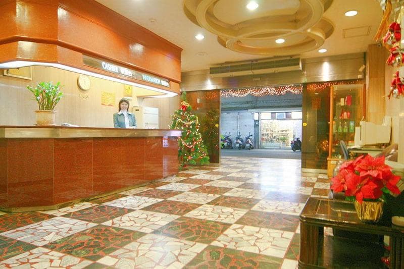 Traveler Hotel 3