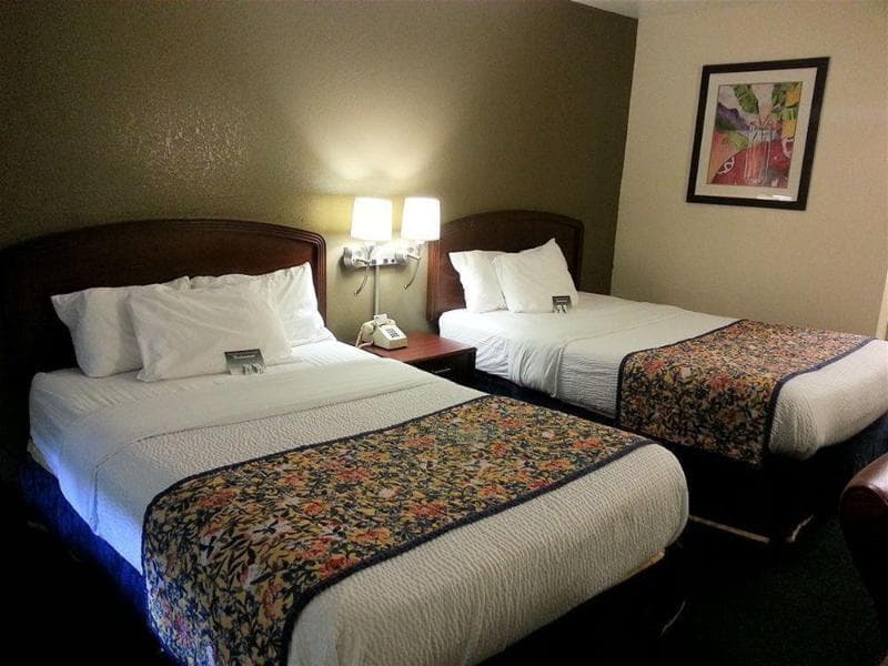 Motel 6 Tampa Fl (Ex Masters Inn Tampa Fairgrounds) photo 1