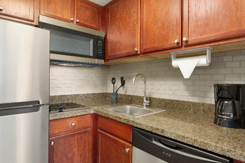 Staybridge Suites Tampa East- Brandon 3