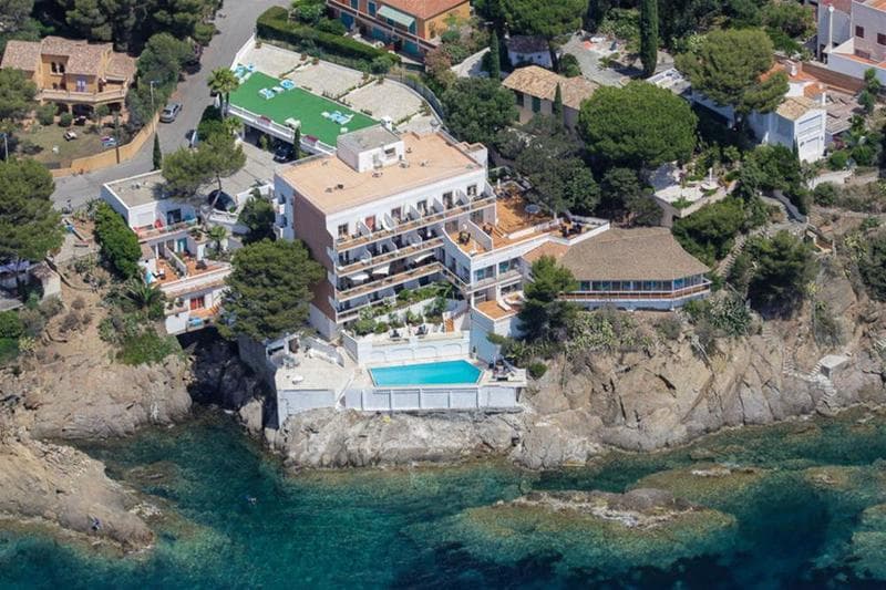 Hotel La Calanque 4