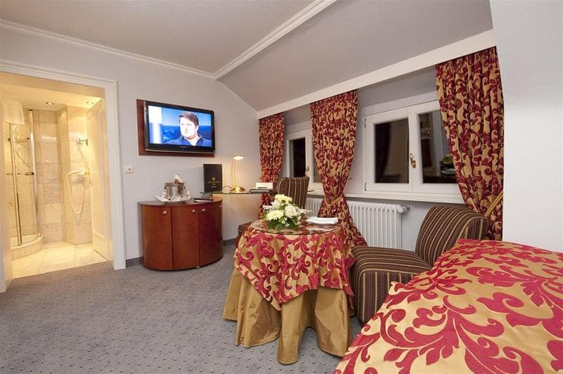 Parkhotel Adler photo 1