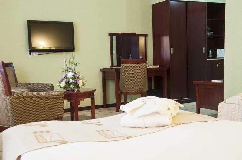 Golden Valley Hotel 5