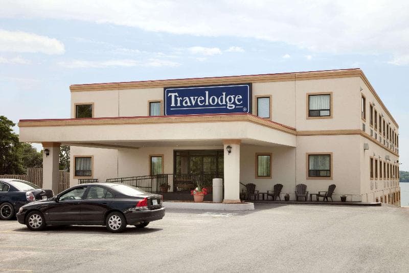 Travelodge By Wyndham Trenton 2