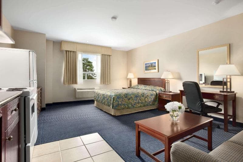 Travelodge By Wyndham Trenton 5