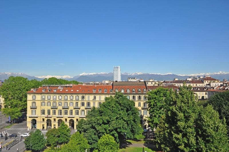Roma e Rocca Cavour 5