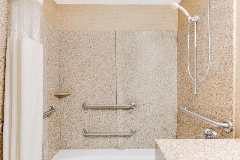 Wingate By Wyndham York 4