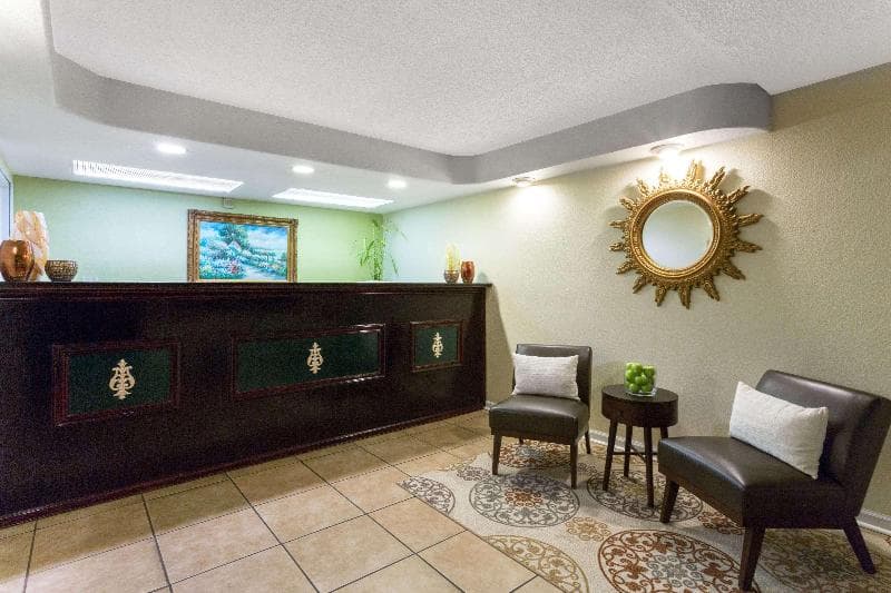 Howard Johnson By Wyndham Tallahassee 3