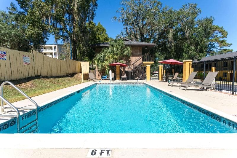 Howard Johnson By Wyndham Tallahassee 4