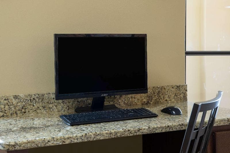Days Inn by Wyndham Tupelo photo 1