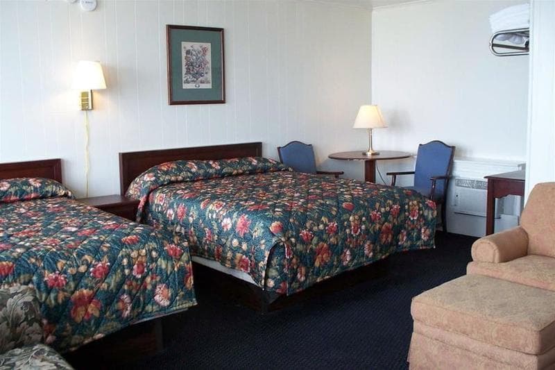 Skyview Manor Motel main