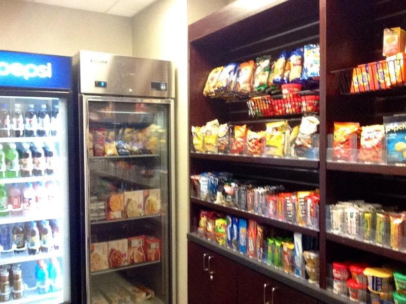 Holiday Inn Express & Suites Utica 4