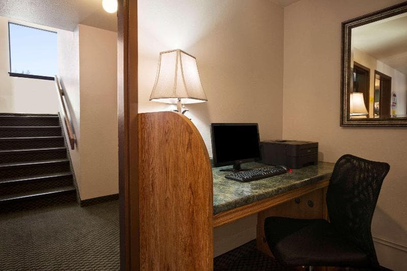 Super 8 By Wyndham Coeur D'alene 2
