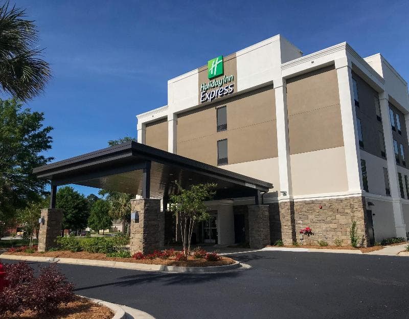 Holiday Inn Express Statesboro photo 1