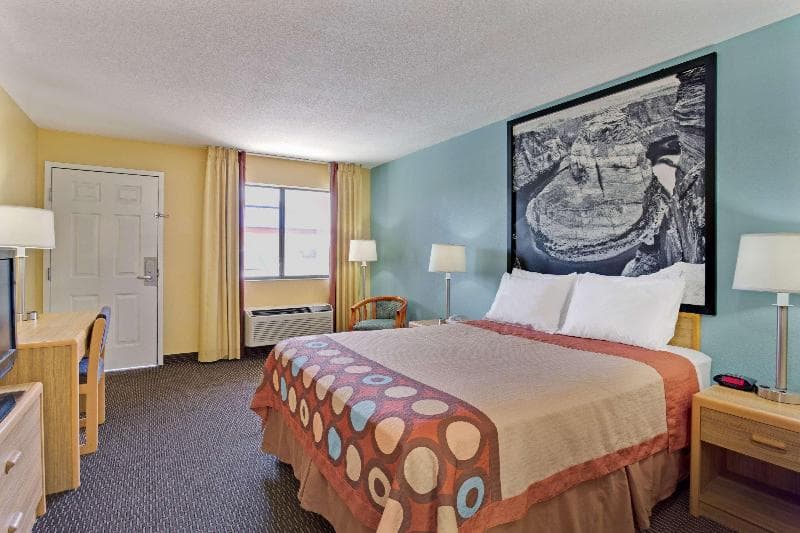 Super 8 by Wyndham Tucson/Grant Road Area photo 1