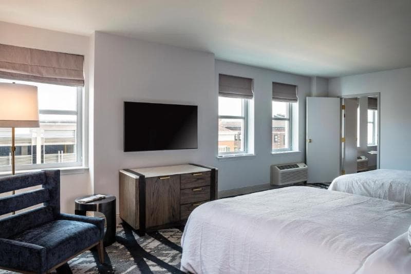 The Yorktowne Hotel, Tapestry Collection by Hilton 5