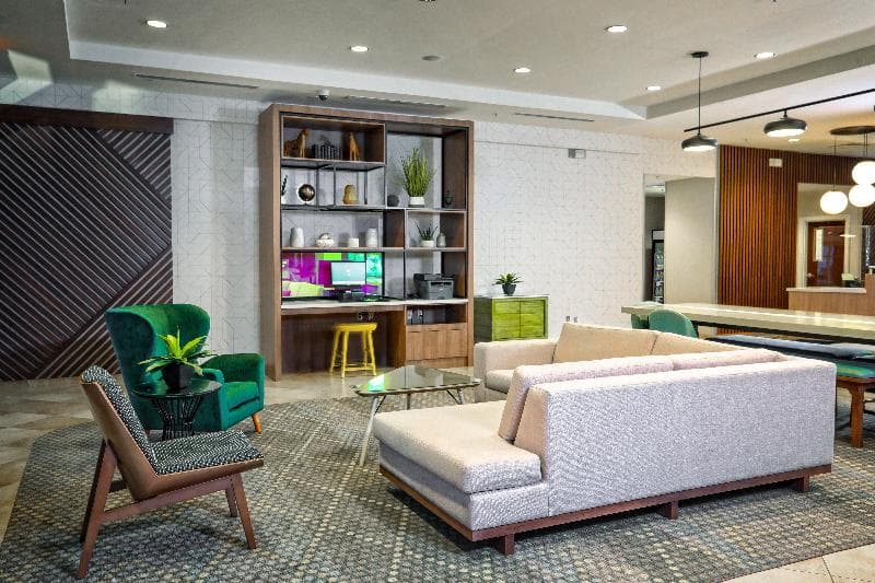 Holiday Inn Statesboro-University Area 5