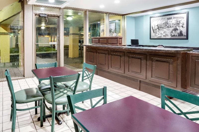 Super 8 By Wyndham St. Augustine 4