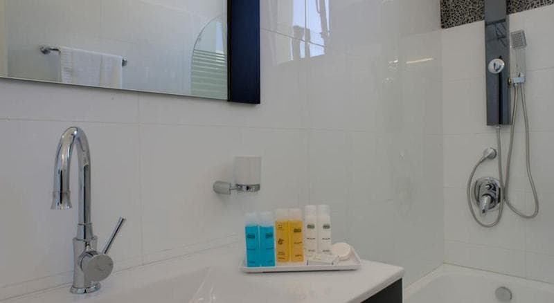 Residence Suites 3