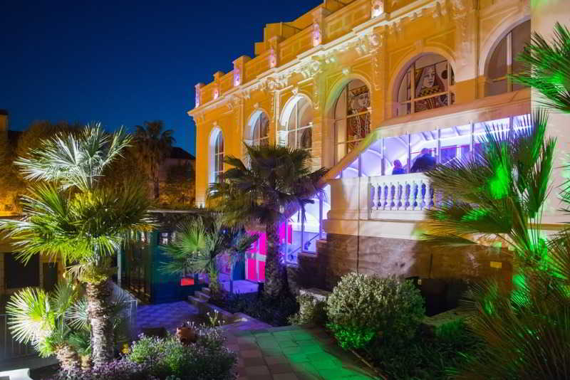 Casino Hôtel Des Palmiers 2