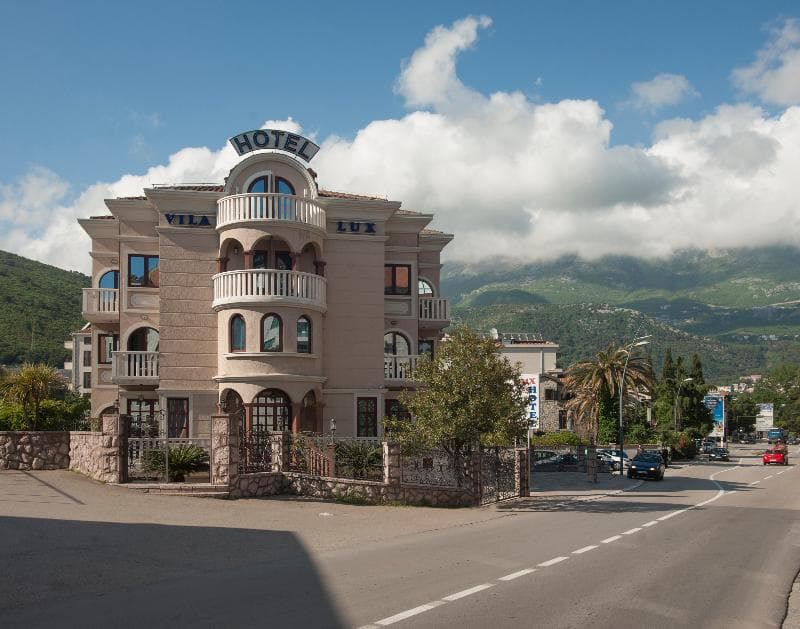 Vila Lux photo 1