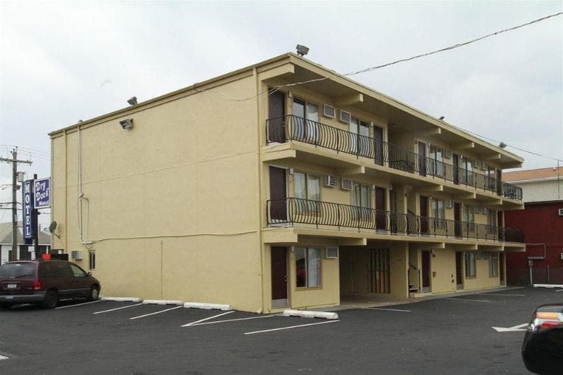 Dry Dock Motel 3