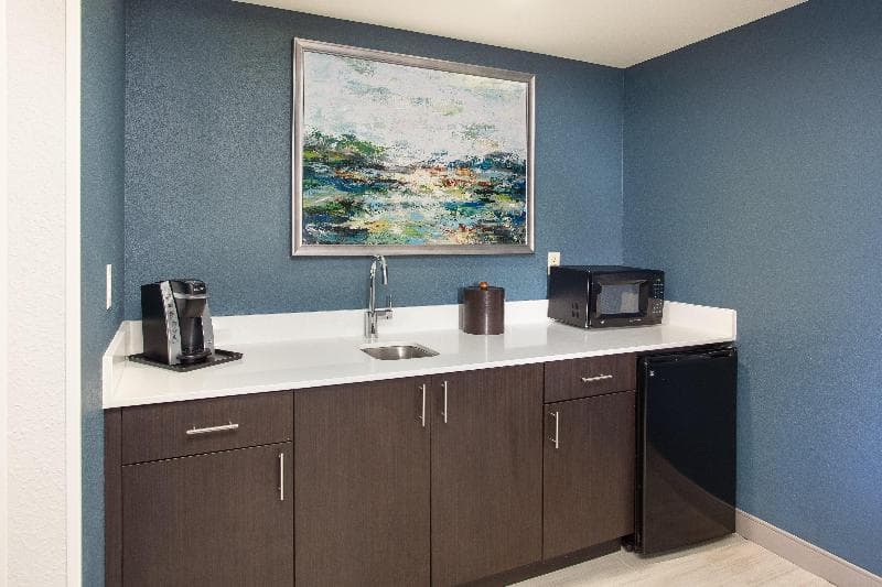 Holiday Inn & Suites Tallahassee Conference Ctr N 3