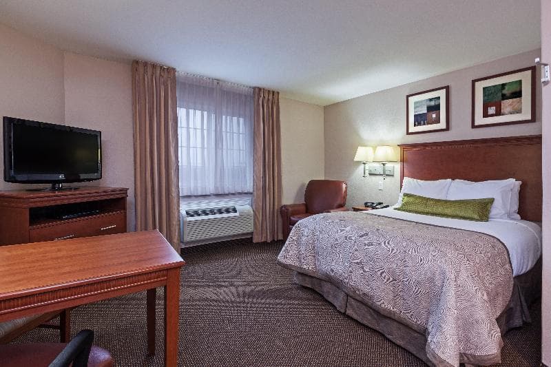 Candlewood Suites Texas City 4