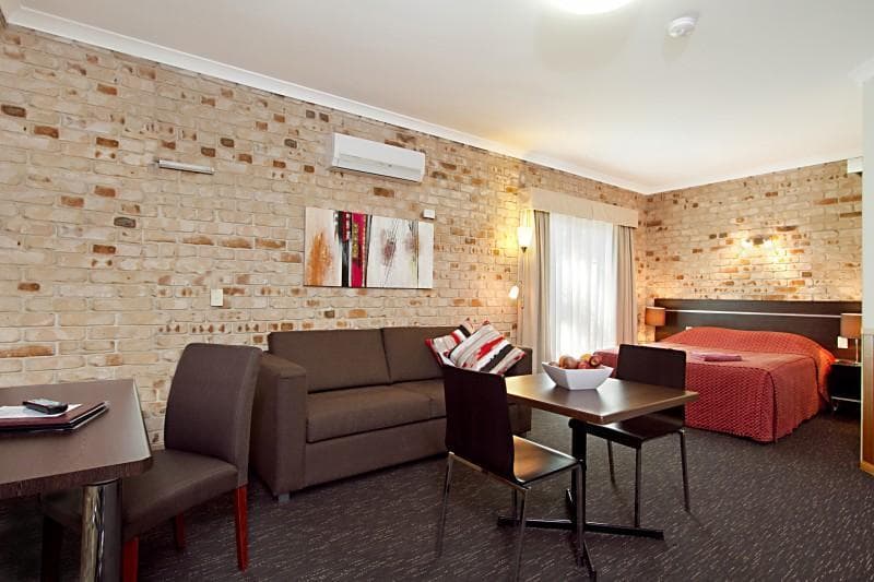 Highlander Motor Inn main