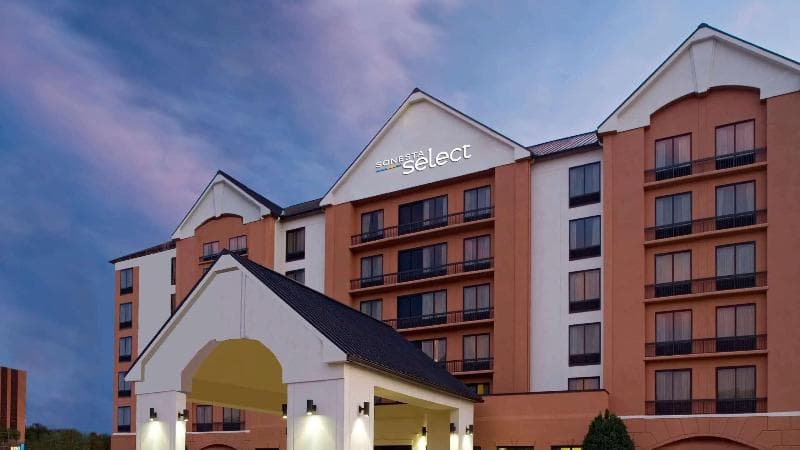 Sonesta Select Tucson Airport 4