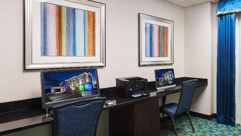 Holiday Inn Express Hotel & Suites Stroudsburg Poc 2