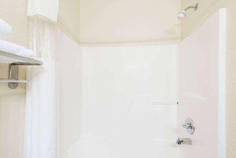 Days Inn & Suites By Wyndham Prattville-Montgomery 3