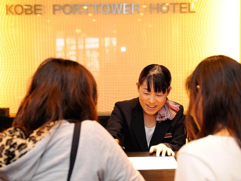 Kobe Port Tower photo 1